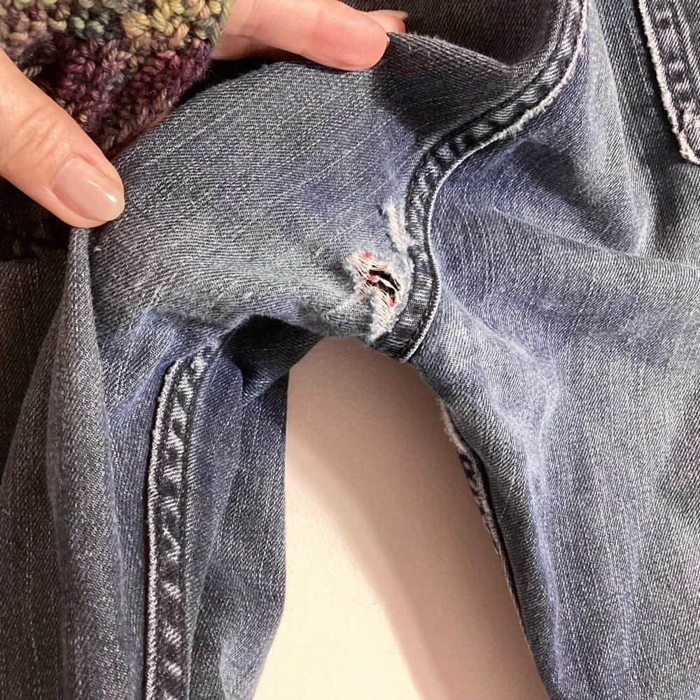 Levi's 505 Regular Fit Distressed Jeans Size 34x29